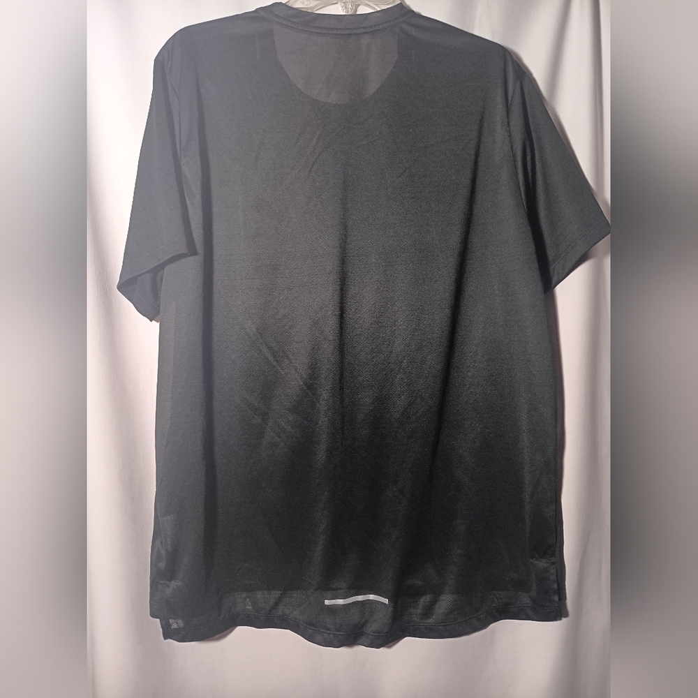 Nike Men's Black Sports Shirt - Picture 8 of 12